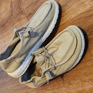 Hey Dude Wendy Grey (name in shoe, not actual color grey)